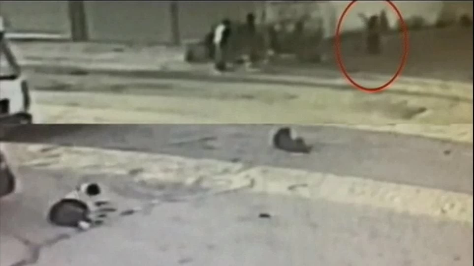 Βίντεο-σοκ: Η στιγμή που ο Αφγανός μαχαιρώνει και σκοτώνει τον Πακιστανό στον Βοτανικό